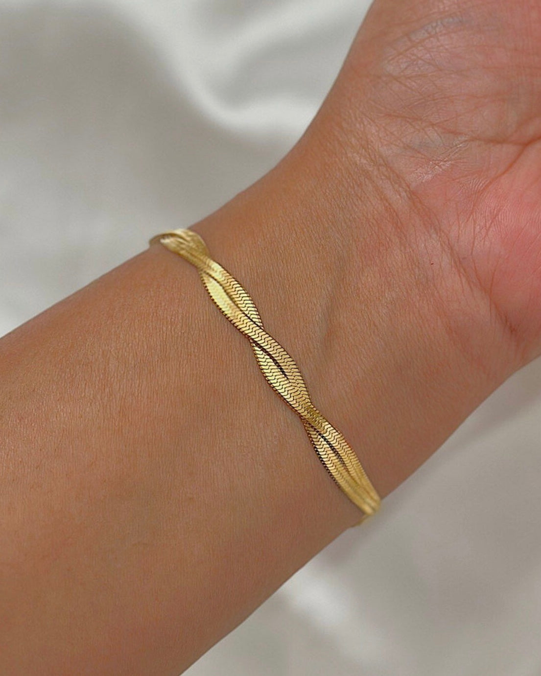 HERRINGBONE TWISTED BRACELET